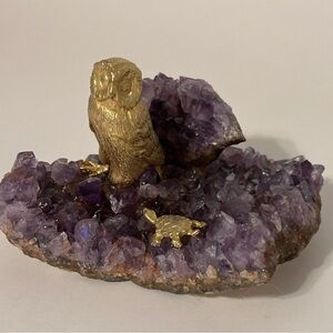 Vintage Quartz Rock With Owl & Turle Decorative Piece